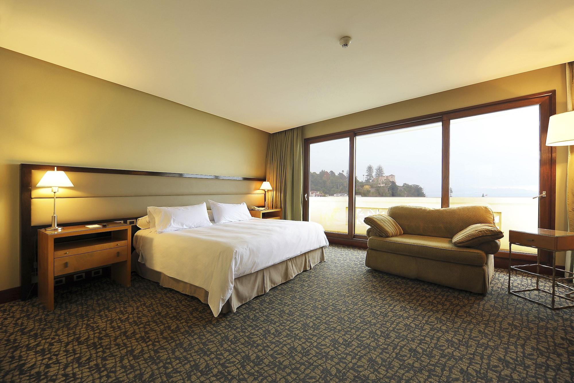 Enjoy Vina Del Mar Hotell Exteriör bild A room at the hotel