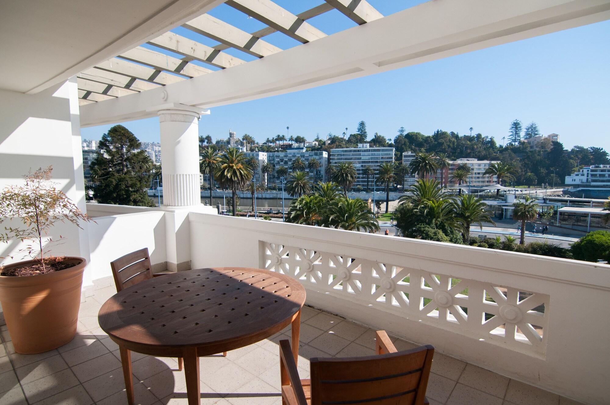 Enjoy Vina Del Mar Hotell Exteriör bild Balcony