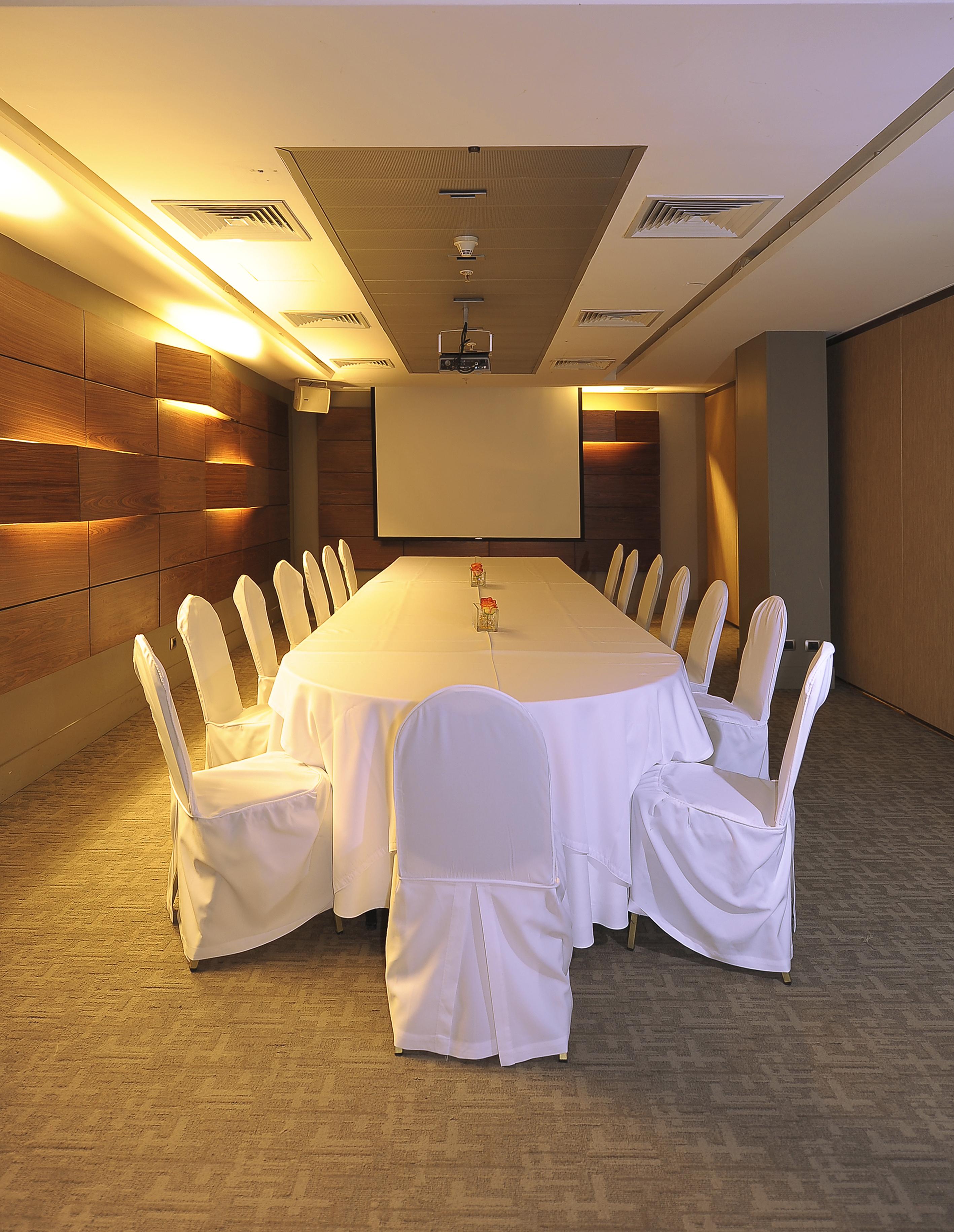 Enjoy Vina Del Mar Hotell Exteriör bild A meeting room