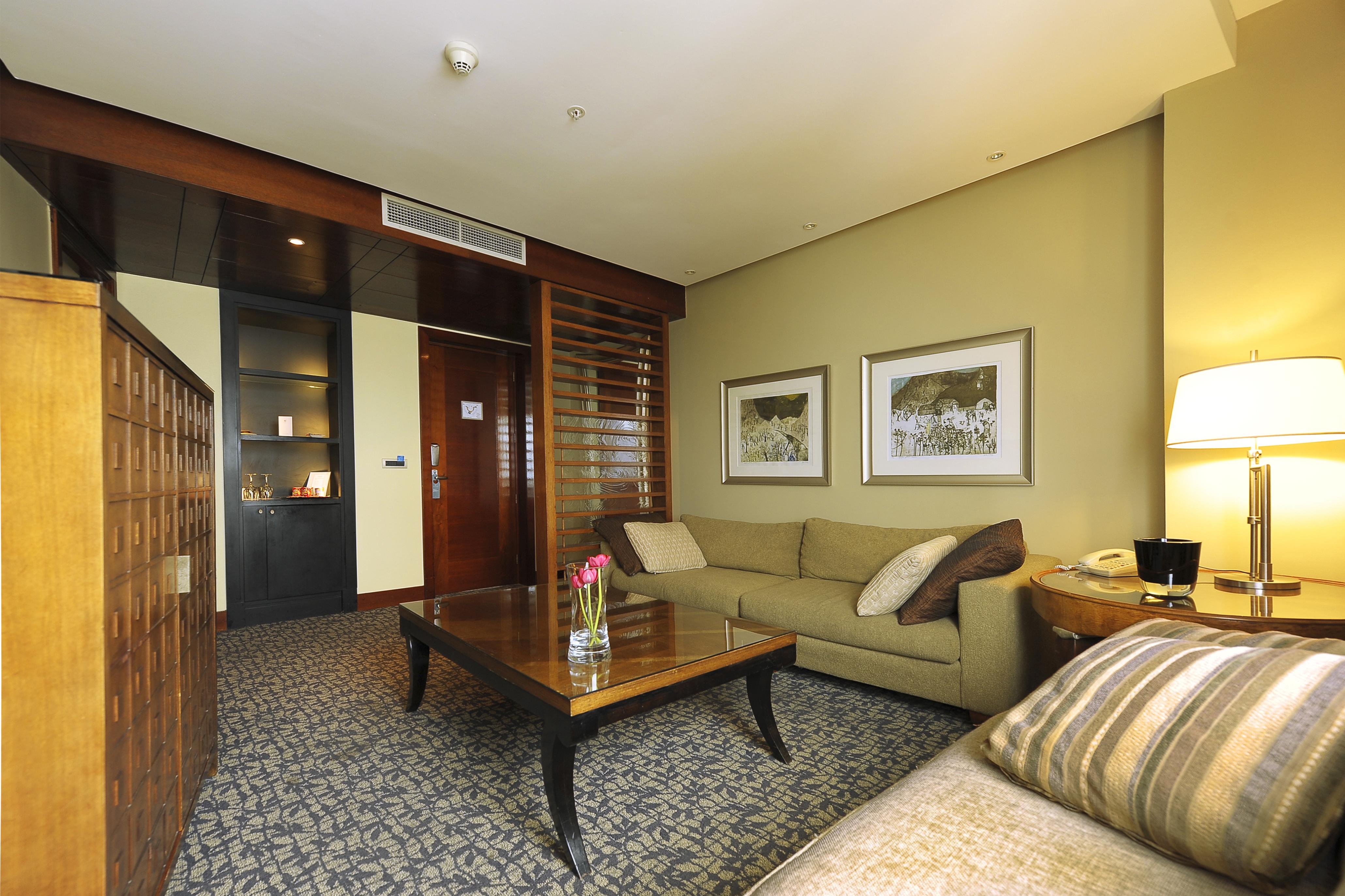 Enjoy Vina Del Mar Hotell Exteriör bild A suite at the Four Seasons Hotel, Johannesburg