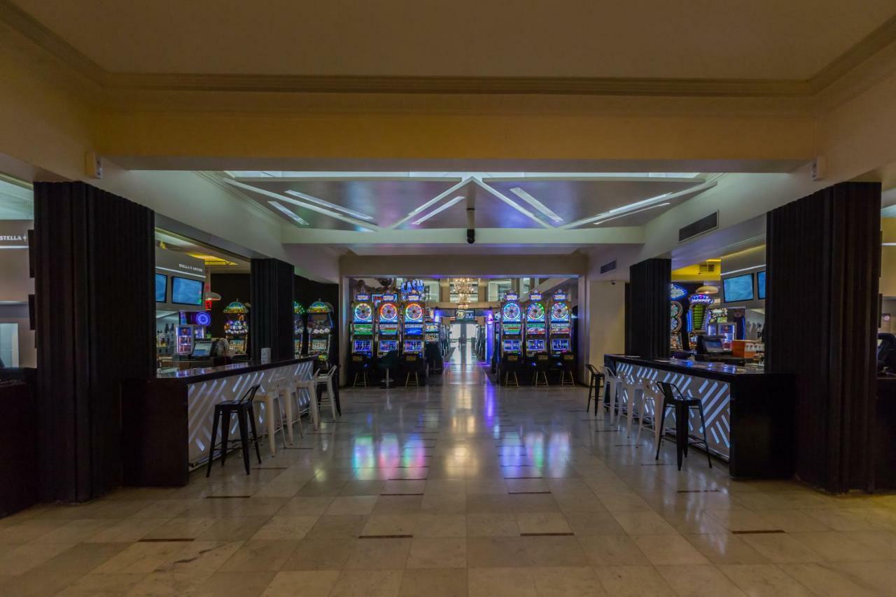 Enjoy Vina Del Mar Hotell Exteriör bild Casino Slots