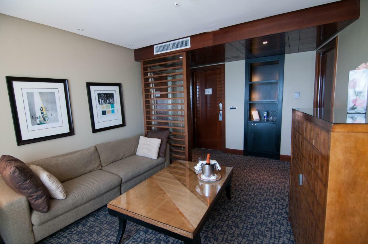 Enjoy Vina Del Mar Hotell Exteriör bild A suite at the Fairmont
